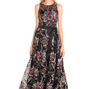 Tahari by Arthur S. Levine Women's Lace Gown